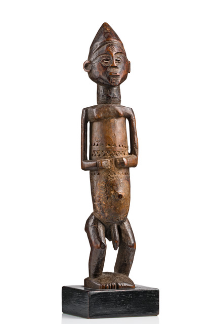 Zauberfigur "nkisi / nkishi", 1. Hälfte des 20. Jh., D. R. Kongo, Dondo, Größe: H: 31 cm (H: 12.2 inch), ID: 3053463