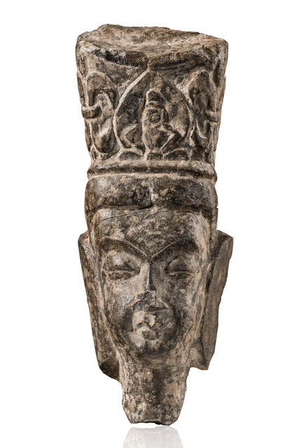 Kopffragment des Buddha "Maitreya", 386 - 534 n.Chr., China, Nördliches Wei, Yungang, Größe: H: 14,5 cm (H: 5.7 inch), ID: 3053538