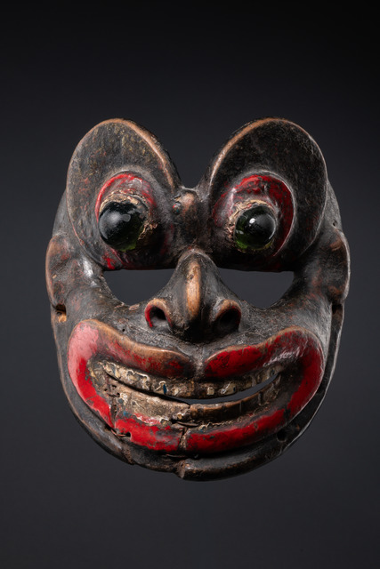 Zwei Masken, Indonesien - Bali, Größe: H: 16,8 cm / 24 cm (H: 6.6 inch / 9.4 inch), ID: 3053609