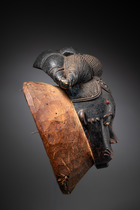 Masque facial anthropomorphe "kpan", Côte d'Ivoire, Baoulé, Taille: H: 34 cm (H: 13.4 inch), ID: 3053652 - 3/5