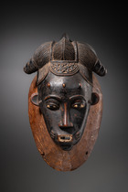 Masque facial anthropomorphe "kpan", Côte d'Ivoire, Baoulé, Taille: H: 34 cm (H: 13.4 inch), ID: 3053652 - 4/5