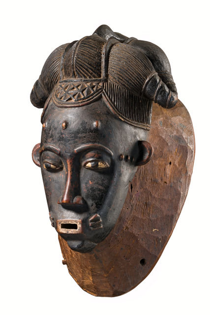 Anthropomorphe Gesichtsmaske "kpan", Côte d'Ivoire, Baule, Größe: H: 34 cm (H: 13.4 inch), ID: 3053652