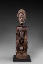 Figure masculine assise "asie usu", Côte d'Ivoire, Baoulé, Taille: H: 46,5 cm (H: 18.3 inch), ID: 3053648 - 5/5