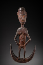 Anthropomorpher Aufhängehaken, Papua-Neuguinea, Iatmul, Größe: H: 61,5 cm (H: 24.2 inch), ID: 3053726 - 3/4