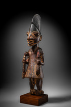 Stehende männliche Figur "eshu", Nigeria, Yoruba, Größe: H: 41 cm (H: 16.1 inch), ID: 3053638 - 2/5
