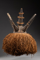 Masque d’initiation "ndeemba" de la société "n-khanda", R. D. Congo, Yaka, Taille: H: 50 cm  (without cuff) (H: 19.7 inch  (without cuff)), ID: 3053690 - 4/5