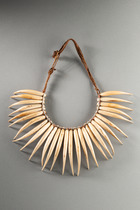 Kette / Brustschmuck "waswekaseka", Fidschi Inseln, Größe: L: 9 cm - 13 cm (teeth) (L: 3.5 inch - 5.1 inch (teeth)), ID: 3053653 - 2/2