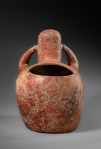 Figure masculine assise, période protoclassique, vers 100 av. J.-C. – 250 apr. J.-C., Mexique, Jalisco, Taille: H: 33 cm (H: 13.0 inch), ID: 3053711 - 3/5