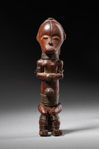 Kleine sitzende Wächterfigur "eyema byeri", Gabun, Fang, Größe: H: 14 cm (H: 5.5 inch), ID: 3053687 - 6/6