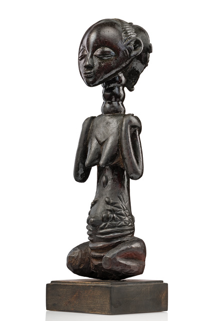 Figure d’ancêtre féminine agenouillée, R. D. Congo, Luba, Taille: H: 37 cm (H: 14.6 inch), ID: 3053731