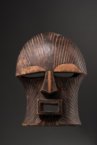 Maske "kifwebe", weiblicher Typus "kikashi", D. R. Kongo, Songe, Größe: H: 29 cm (H: 11.4 inch), ID: 3053706 - 5/5