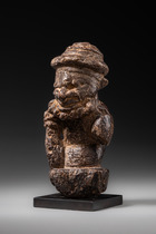 Männliche bärtige Figur "pomdo" oder "nomoli", Sierra Leone, Kissi, Größe: H: 13,6 cm (H: 5.4 inch), ID: 3053748 - 2/5