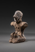 Seated Vinca idol, 5th millennium BC, Danube region, Balkans, Size: H: 9 cm (H: 3.5 inch), ID: 3053754 - 2/6