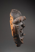 Anthropomorphe Maske "mfon ekpo", Nigeria, Ibibio, Größe: H: 27 cm (H: 10.6 inch), ID: 3053768 - 2/4