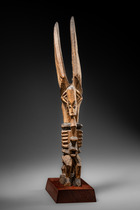 Early shrine figure "ikenga", Nigeria, Igbo, Size: H: 42 cm (H: 16.5 inch), ID: 3053769 - 2/4